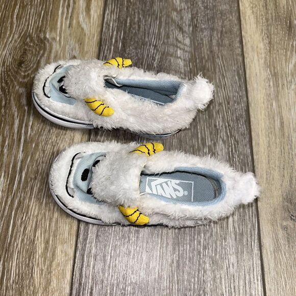Vans Toddler Youth US Size 4.5 Slip On V Yeti White Blue Fuzzy Sneaker Shoes - Picture 6 of 11